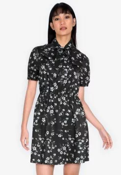 ZALORA BASICS Puff Sleeve Pussybow Dress
