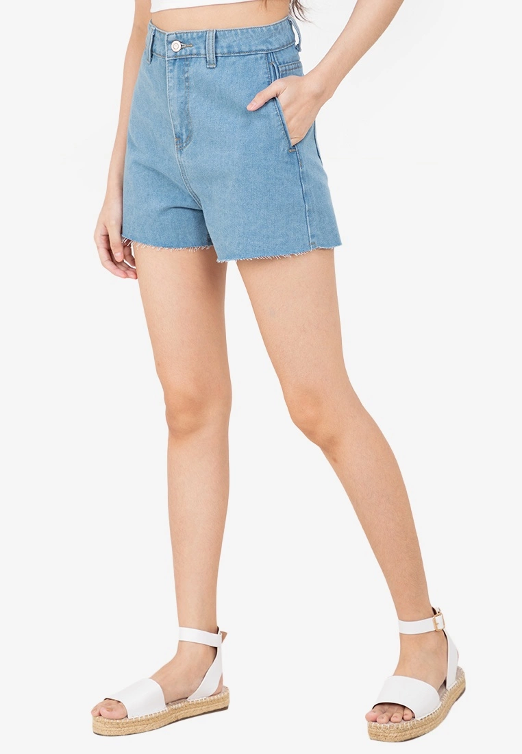 ZALORA BASICS Seamless Hem Denim Shorts