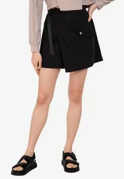 ZALORA BASICS Buckle Skorts