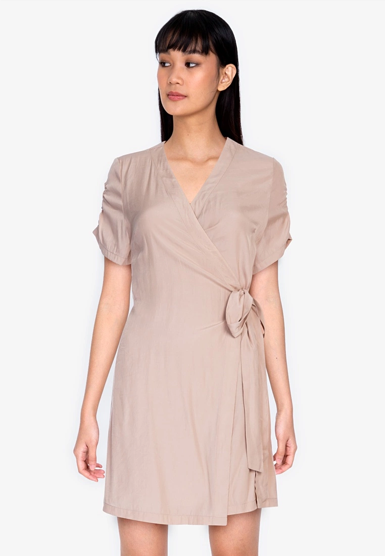 ZALORA BASICS Short Sleeves Wrap Dress