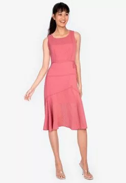 ZALORA BASICS Textured Chiffon Midi Dress with Slit