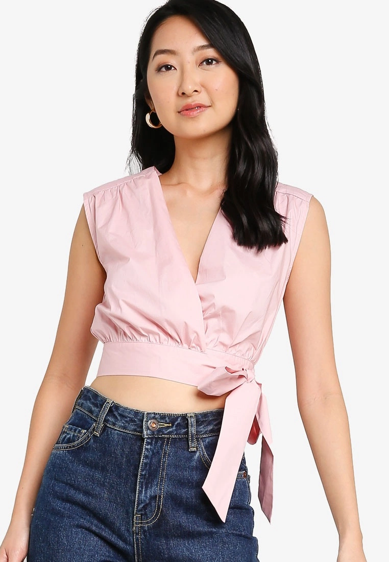 ZALORA BASICS Cropped Wrap Top