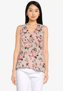 ZALORA BASICS Twist Back Detail Top