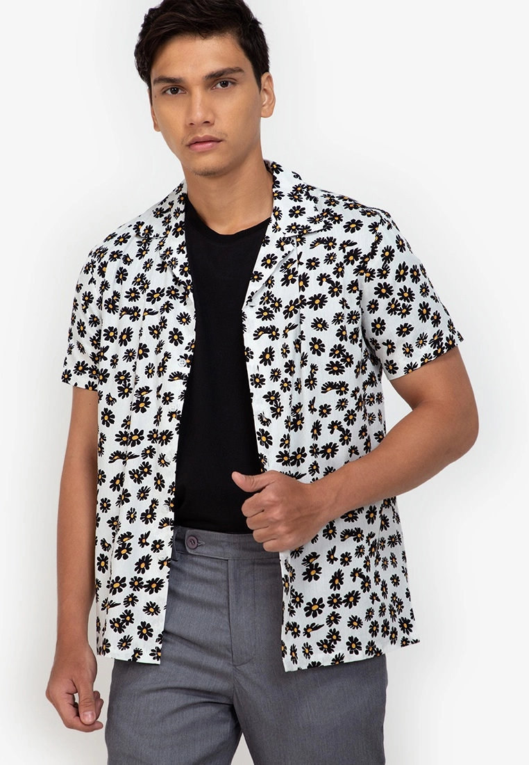 ZALORA BASICS Floral Bowling Shirt