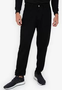 ZALORA BASICS Comfy Straight Loose Jeans