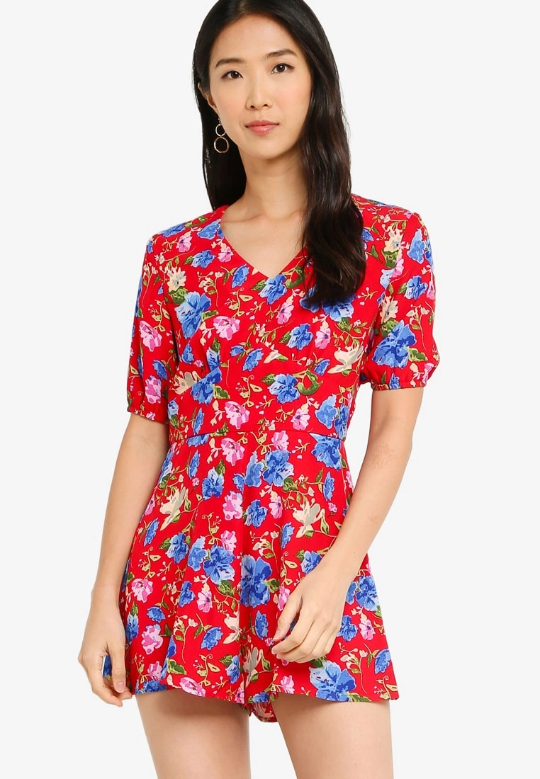 ZALORA BASICS Puff Sleeve V-Neck Playsuit