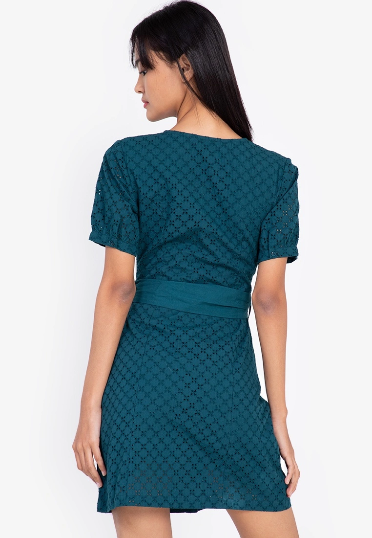 ZALORA BASICS Broderie Fitted Shirt Dress - Billede 6
