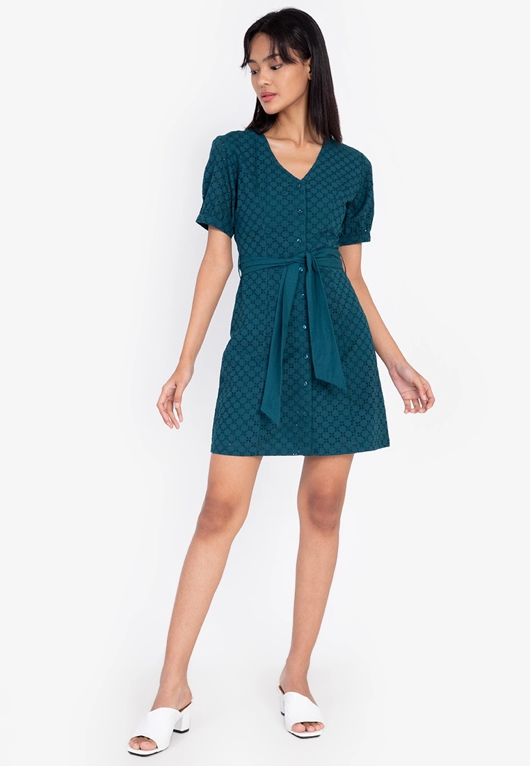 ZALORA BASICS Broderie Fitted Shirt Dress - Billede 8