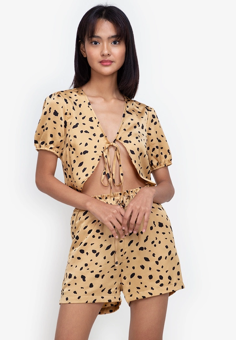 ZALORA BASICS Satin Tie Front Top