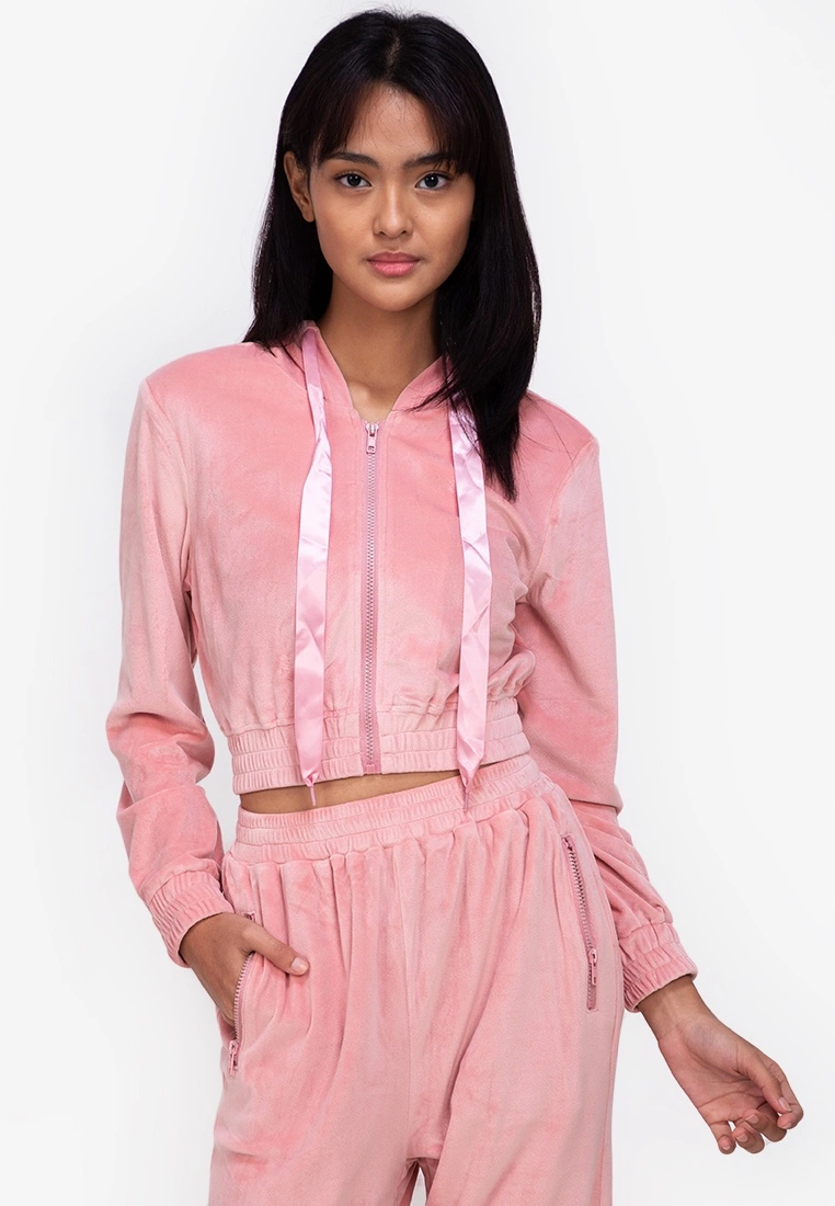 ZALORA BASICS Lounge Velour Cropped Hoodie