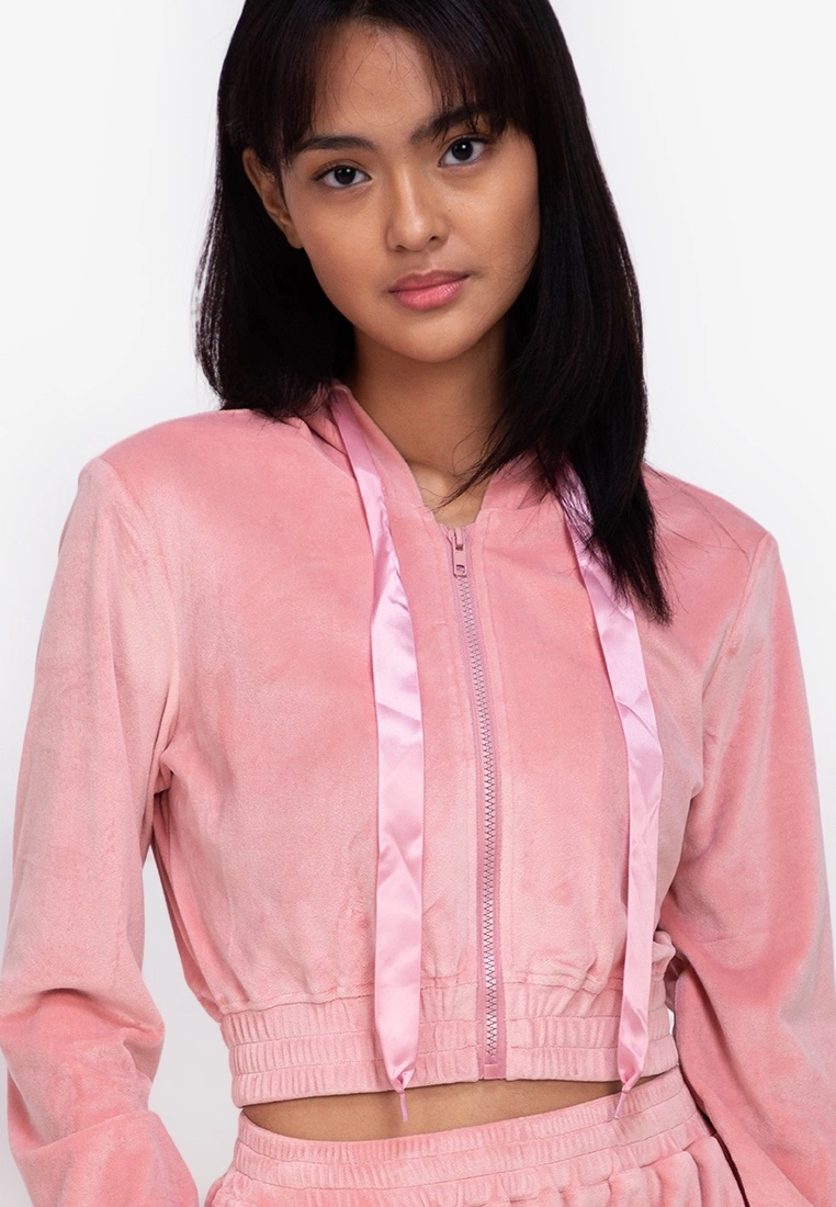 ZALORA BASICS Lounge Velour Cropped Hoodie - Billede 3