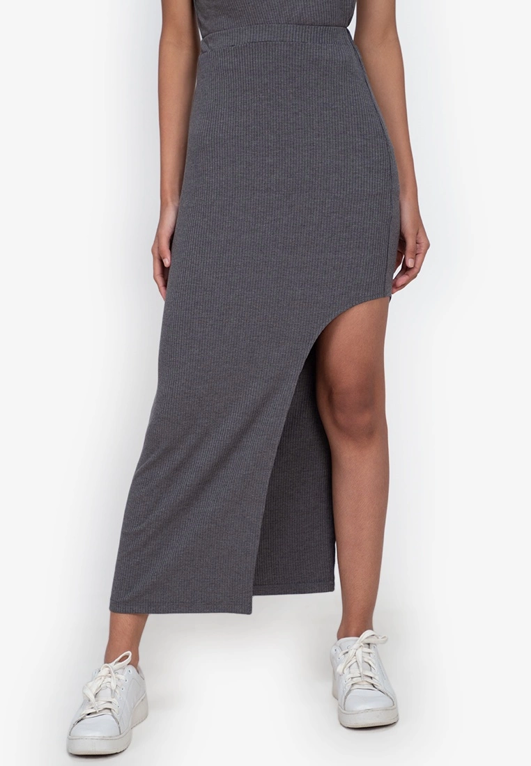 ZALORA BASICS Side Slit Maxi Rib Skirt