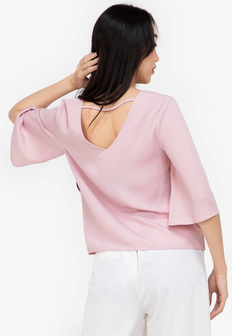ZALORA BASICS V Neck Batwing Sleeves Blouse - Billede 2