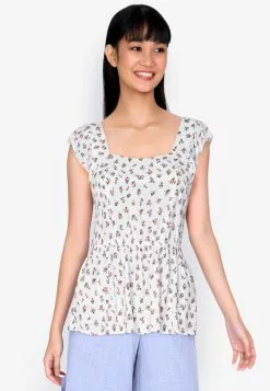 ZALORA BASICS Frill Top