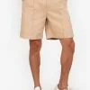 ZALORA BASICS Middle Seam Shorts