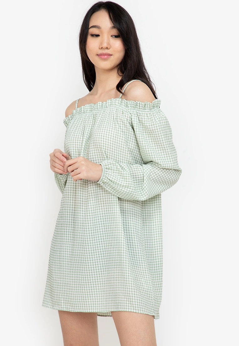 ZALORA BASICS Off Shoulder Dress