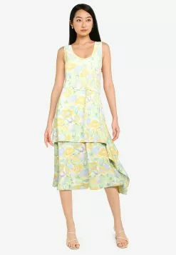 ZALORA BASICS Handkerchief Hem Dress