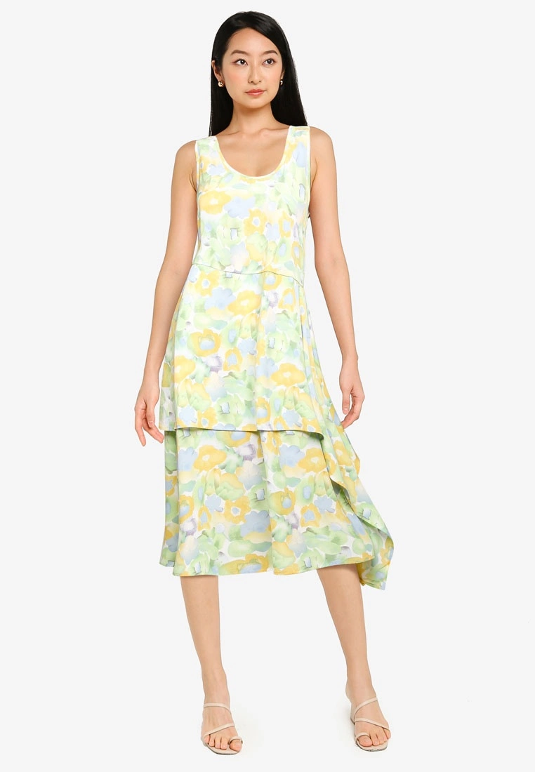 ZALORA BASICS Handkerchief Hem Dress