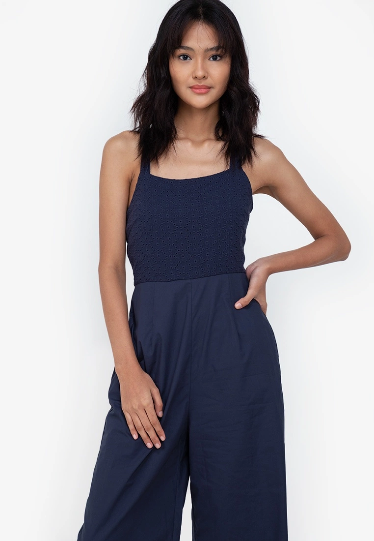 ZALORA BASICS Eyelet Culotte Jumpsuit - Billede 3