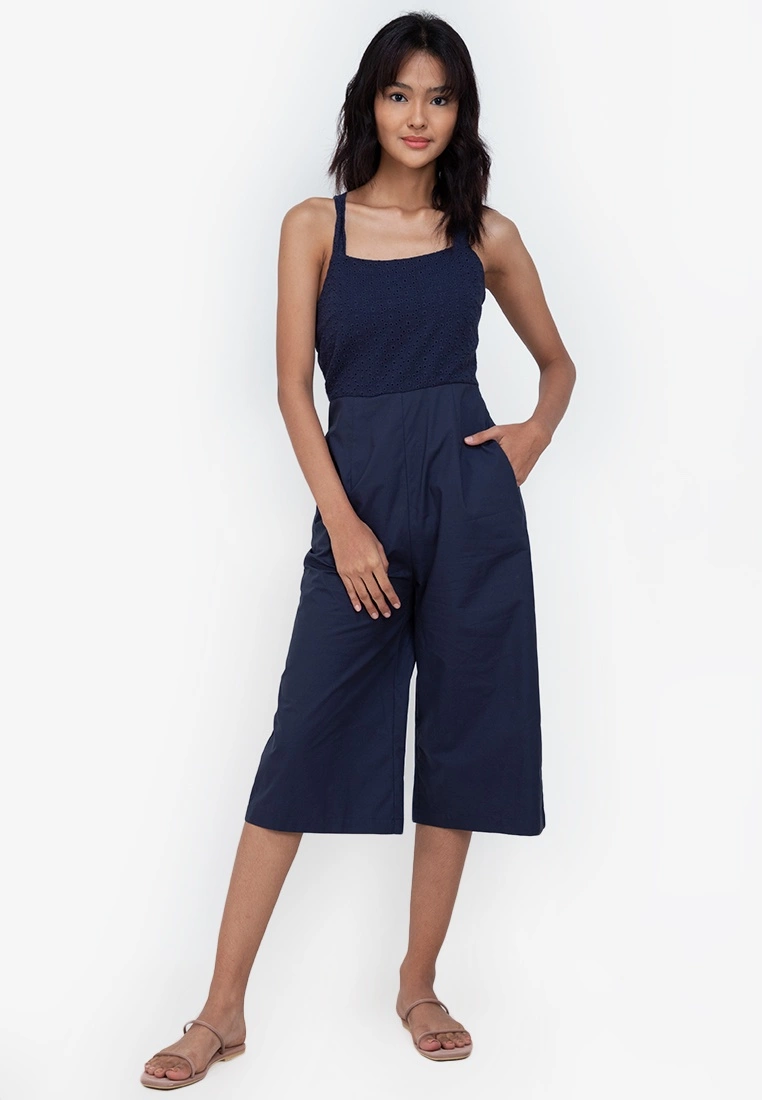 ZALORA BASICS Eyelet Culotte Jumpsuit - Billede 4