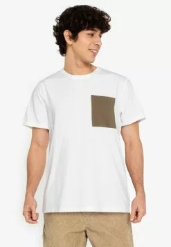 ZALORA BASICS Contrast Pocket T-Shirt